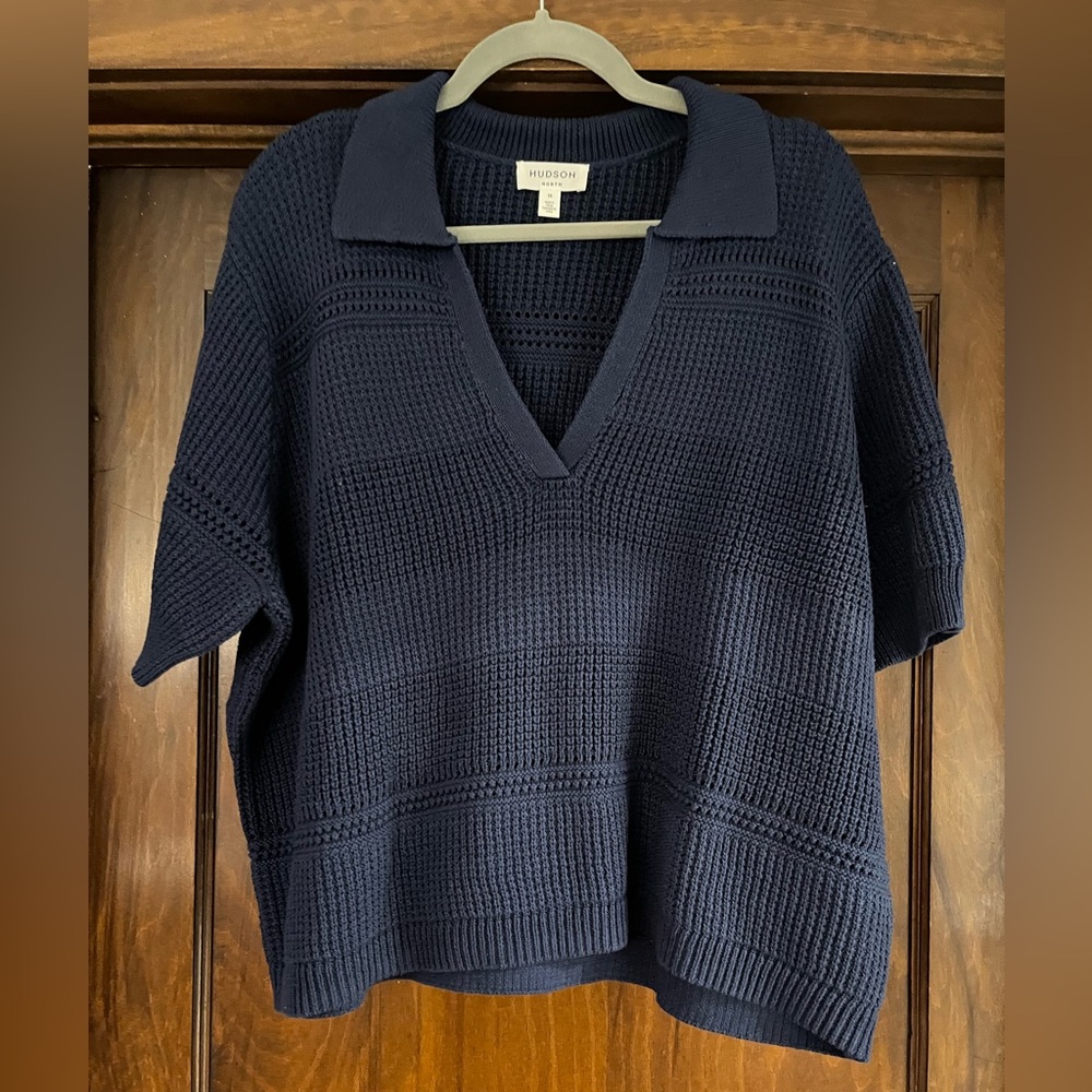 Hudson North Navy Knit V-Neck Short Sleeve